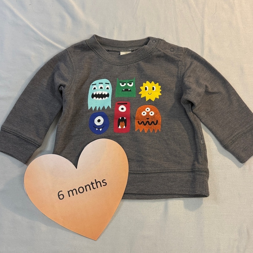 Tucker + Tate - long sleeve pullover sweatshirt/sweater. Size 6 months.